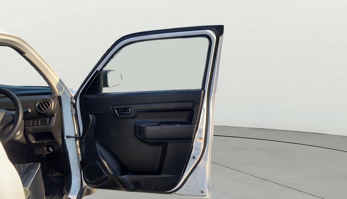 2022 Maruti S PRESSO VXI (O), Petrol, Manual, 9,139 km, RHS Front Door