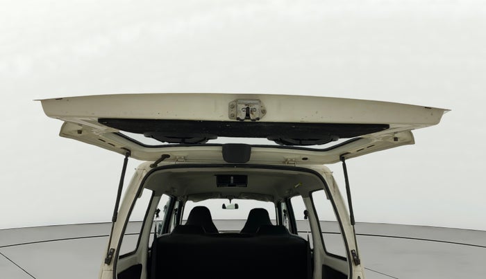 2018 Maruti Eeco 5 STR WITH A/C+HTR, CNG, Manual, 36,171 km, Boot Door Open