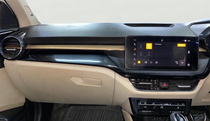 2022 Skoda SLAVIA STYLE 1.0L TSI AT, Petrol, Automatic, 33,393 km, Air Conditioner