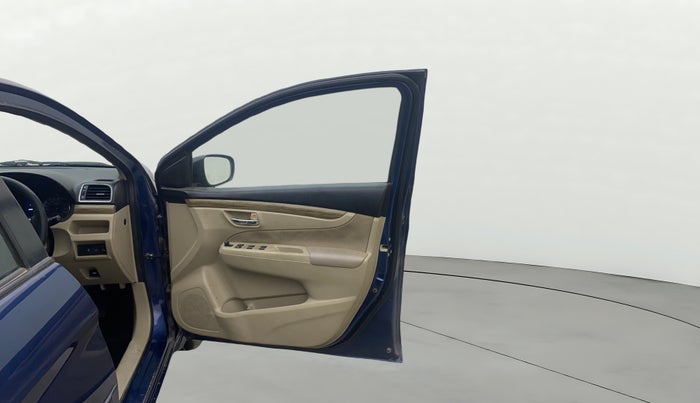 2019 Maruti Ciaz DELTA 1.5 SHVS MT PETROL, Petrol, Manual, 67,226 km, RHS Front Door