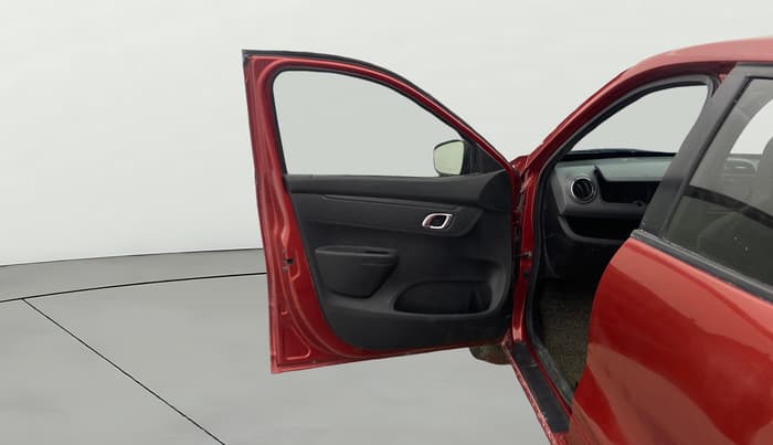 2018 Renault Kwid RXT 1.0 AMT (O), CNG, Automatic, 61,268 km, LHS Front Door