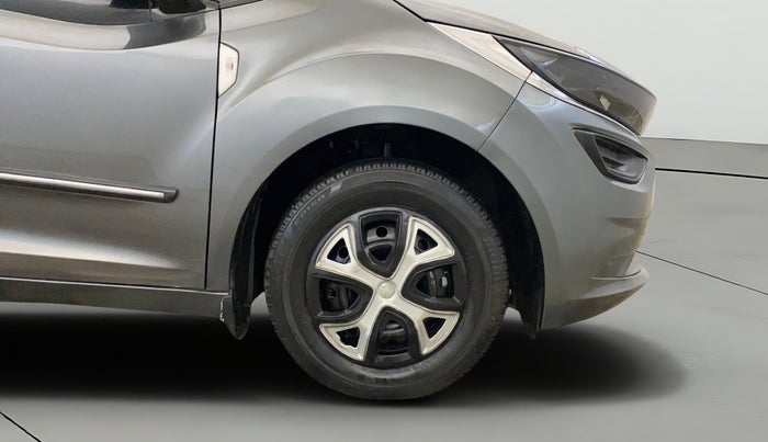 2022 Tata ALTROZ XE PETROL, Petrol, Manual, 51,889 km, Right Front Wheel