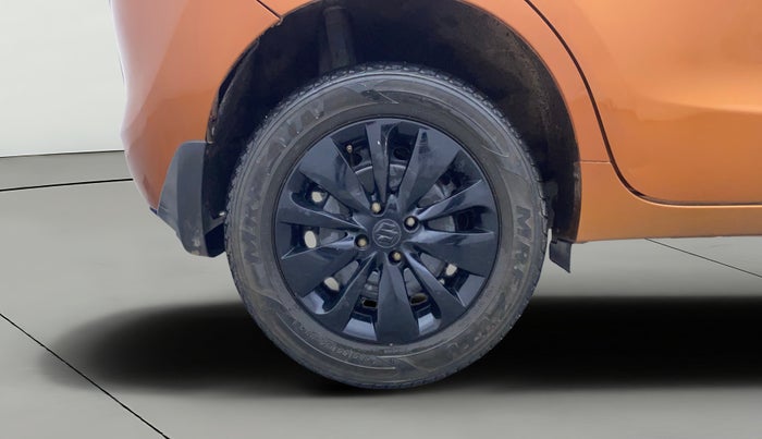 2016 Maruti Baleno DELTA PETROL 1.2, Petrol, Manual, 53,241 km, Right Rear Wheel