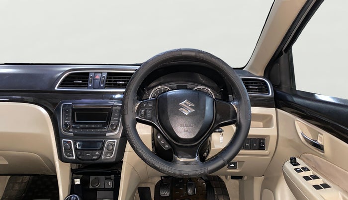 2015 Maruti Ciaz VXI+, Petrol, Manual, 59,542 km, Steering Wheel Close Up