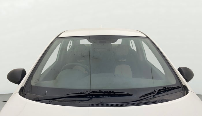 2014 Hyundai Xcent BASE 1.2, Petrol, Manual, 64,171 km, Front Windshield