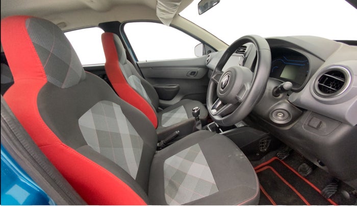 2021 Renault Kwid RXT 1.0 (O), Petrol, Manual, 16,675 km, Right Side Front Door Cabin