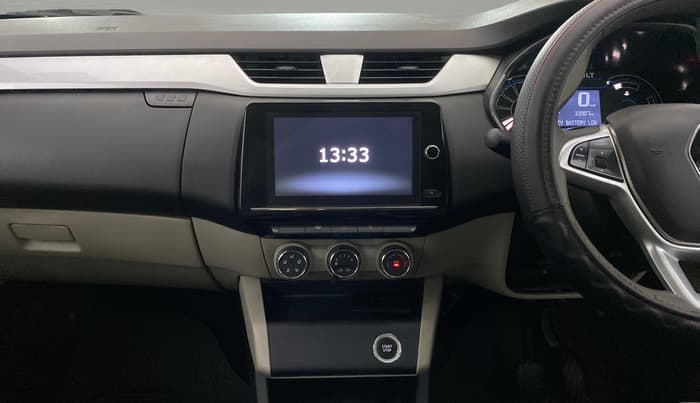 2022 Renault TRIBER RXZ AMT, Petrol, Automatic, 33,907 km, Air Conditioner