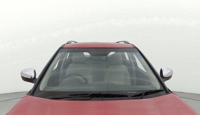 2022 Mahindra XUV300 W8 (O) 1.2 PETROL AMT, Petrol, Automatic, 22,868 km, Front Windshield