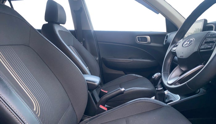 2019 Hyundai VENUE SX 1.0 (O) TURBO, Petrol, Manual, 48,216 km, Right Side Front Door Cabin