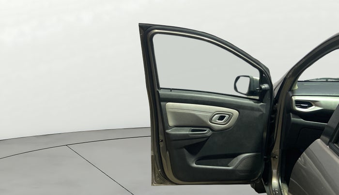 2020 Datsun Redi Go T(O), Petrol, Manual, 19,764 km, LHS Front Door