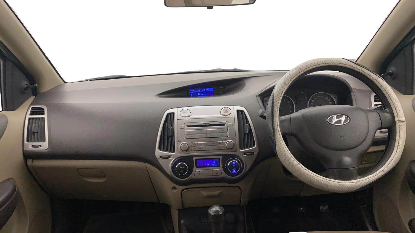 2012 Hyundai i20 MAGNA 1.2, Petrol, Manual, 56,561 km, Dashboard