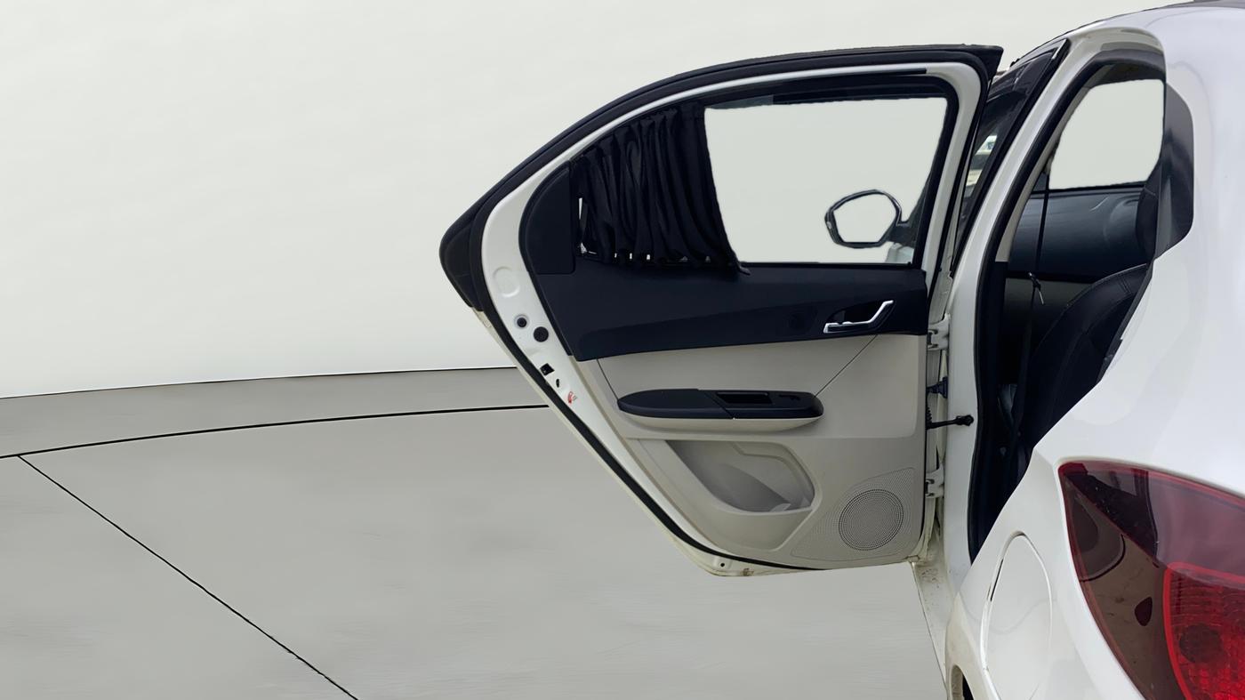 2023 Tata Tiago XZ PLUS CNG, CNG, Manual, 17,118 km, LHS Rear Door