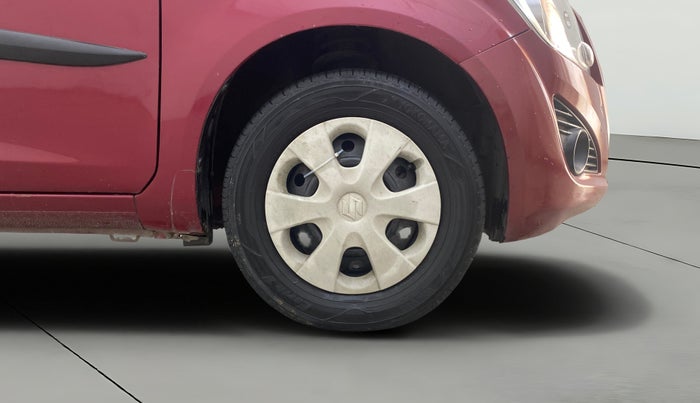 2013 Maruti Ritz VXI, Petrol, Manual, 71,266 km, Right Front Wheel