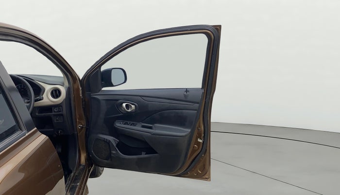 2021 Datsun Go Plus T, Petrol, Manual, 67,669 km, RHS Front Door