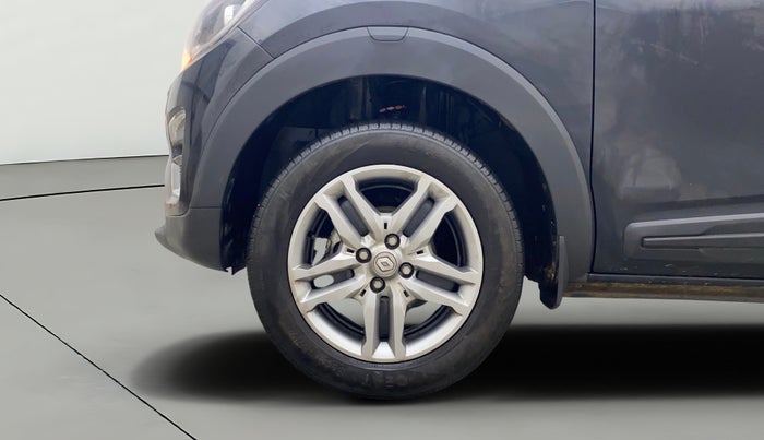 2024 Renault TRIBER RXZ, Petrol, Manual, 5,354 km, Left Front Wheel