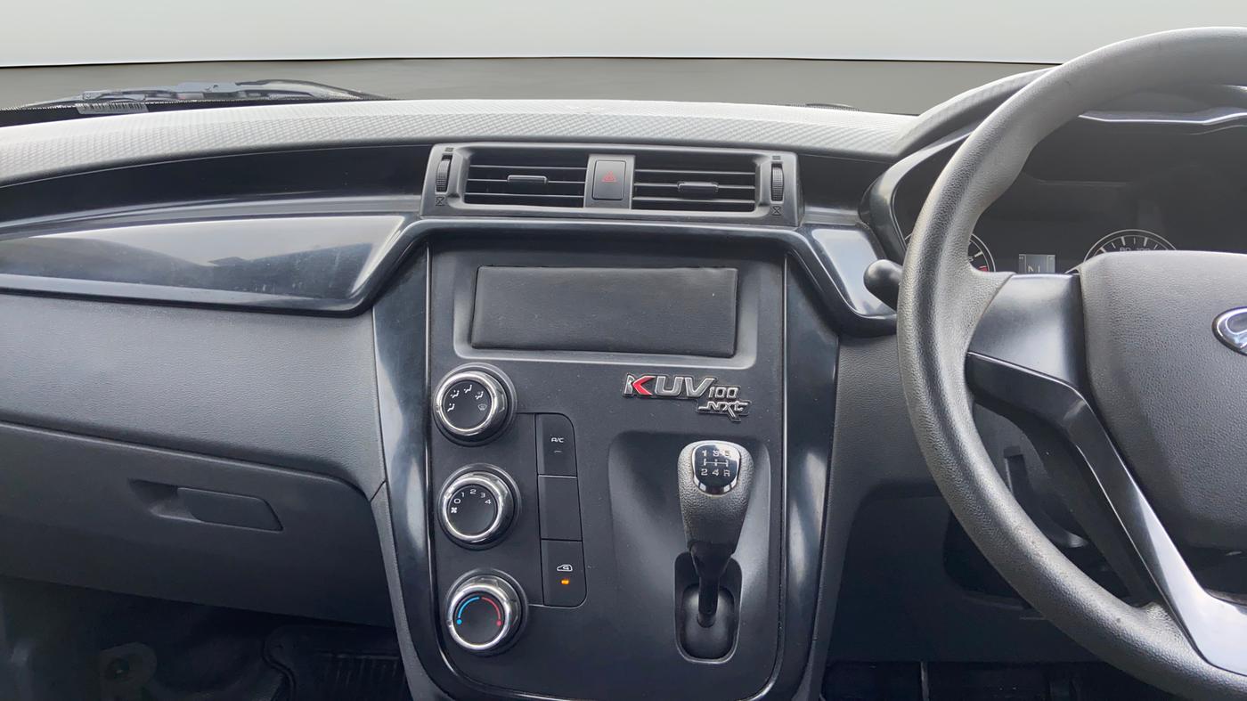 2019 Mahindra KUV 100 NXT K2 P 6 STR, Petrol, Manual, 40,324 km, Air Conditioner