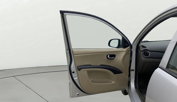 2014 Hyundai i10 SPORTZ 1.1, Petrol, Manual, 1,11,771 km, LHS Front Door