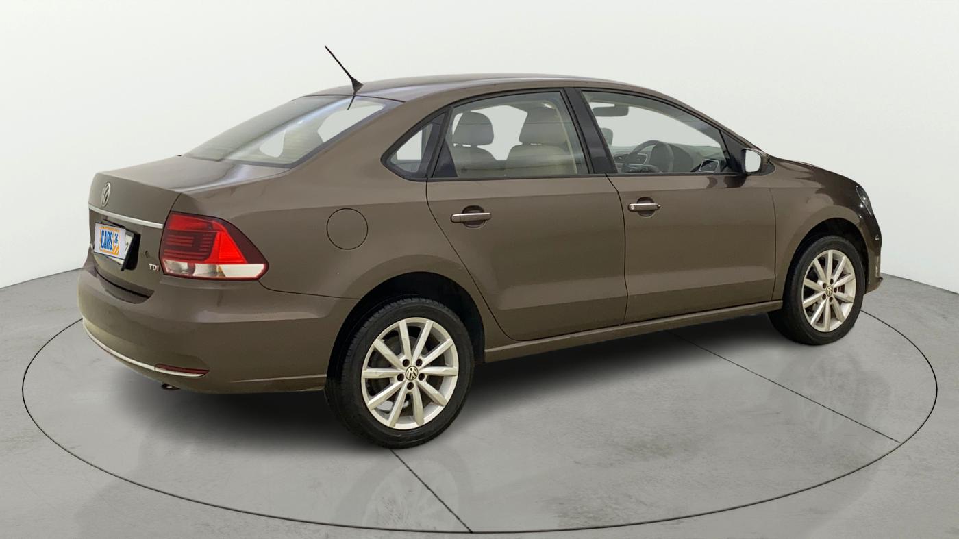 2017 Volkswagen Vento HIGHLINE PLUS 1.5 AT 16 ALLOY, Diesel, Automatic, 1,14,563 km, Right Back Diagonal