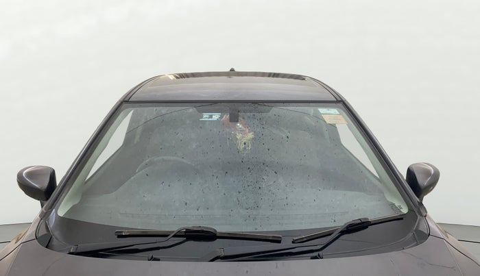 2017 Maruti Baleno ALPHA DIESEL 1.3, Diesel, Manual, 65,506 km, Front Windshield