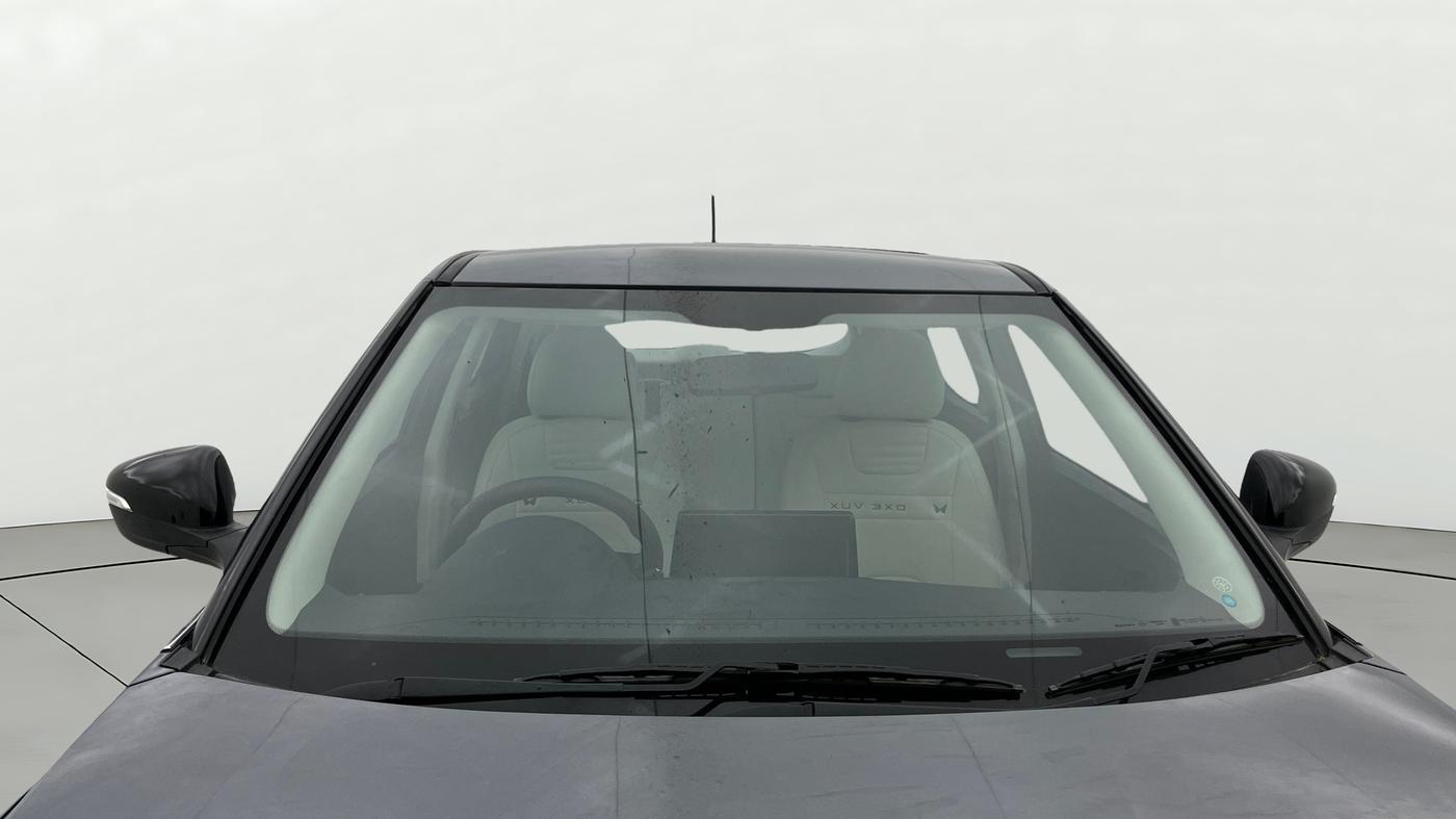 2024 Mahindra XUV 3XO MX3 Pro 1.5 Turbo Diesel, Diesel, Manual, 9,635 km, Front Windshield