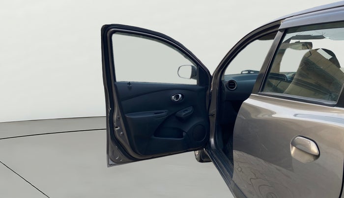 2018 Datsun Go T, Petrol, Manual, 30,404 km, LHS Front Door