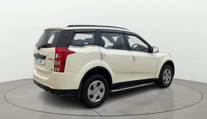 2015 Mahindra XUV500 W6, Diesel, Manual, 92,098 km, Right Back Diagonal