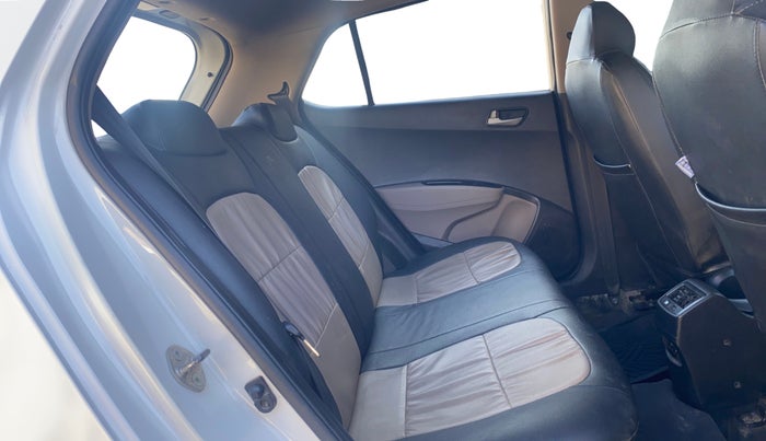 2014 Hyundai Grand i10 SPORTZ 1.2 KAPPA VTVT, Petrol, Manual, 87,032 km, Right Side Rear Door Cabin