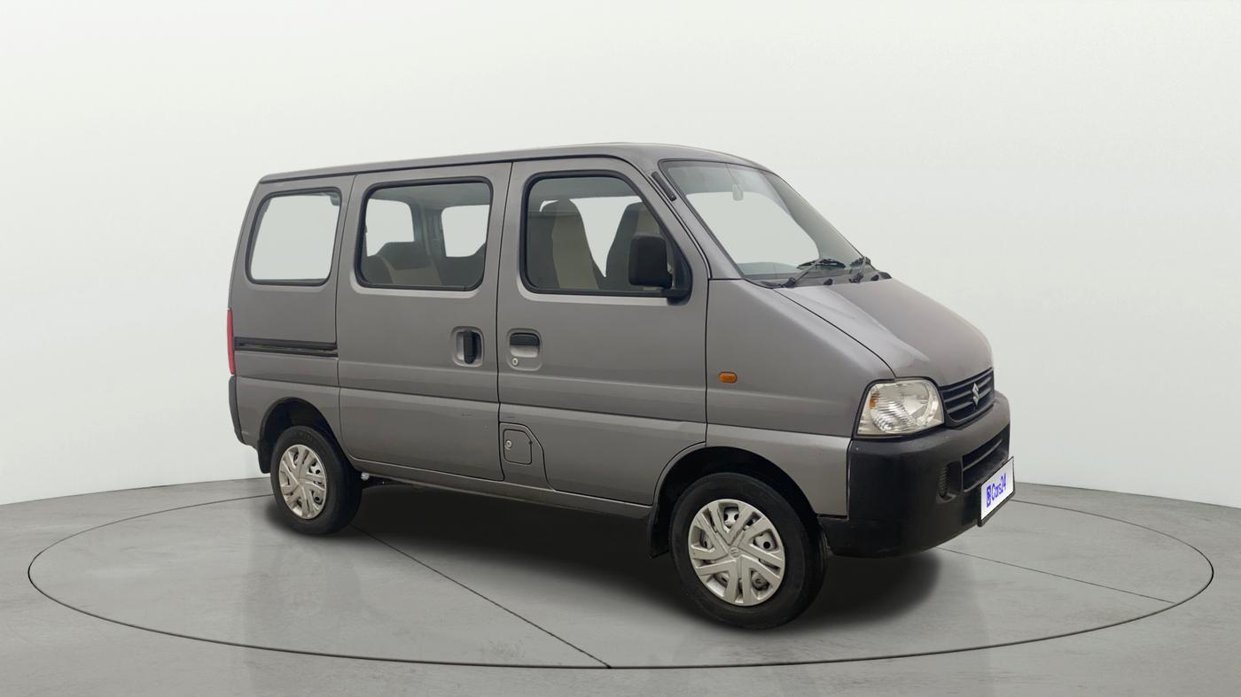2023 Maruti Eeco 5 STR AC, Petrol, Manual, 23,933 km, Right Front Diagonal