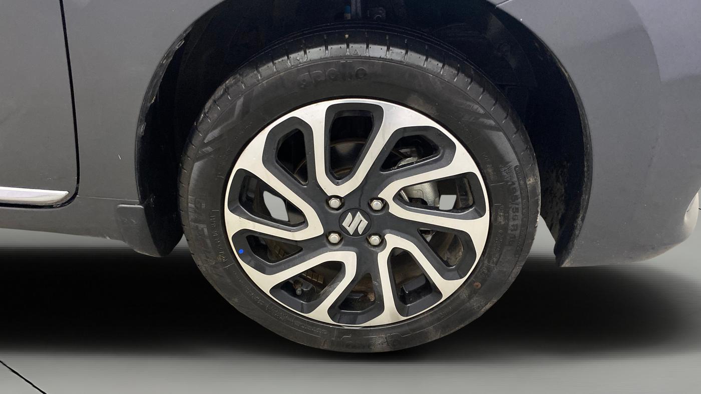 2024 Maruti Baleno ALPHA PETROL 1.2, Petrol, Manual, 17,663 km, Right Front Wheel