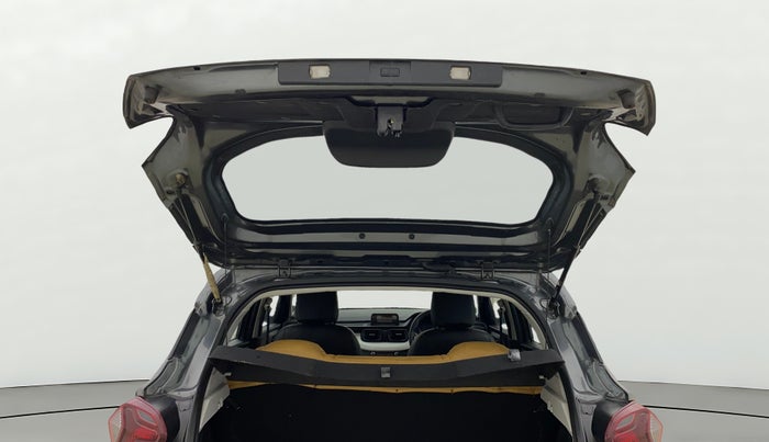 2023 Tata PUNCH PURE RHYTHM PACK MT, Petrol, Manual, 11,579 km, Boot Door Open