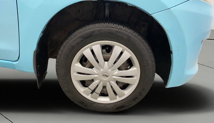 2014 Datsun Go T, Petrol, Manual, 74,445 km, Right Front Wheel