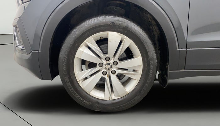 2021 Skoda KUSHAQ AMBITION 1.0L TSI MT, Petrol, Manual, 31,368 km, Left Front Wheel