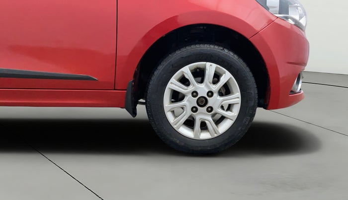 2017 Tata Tiago XZA PETROL, Petrol, Automatic, 62,355 km, Right Front Wheel