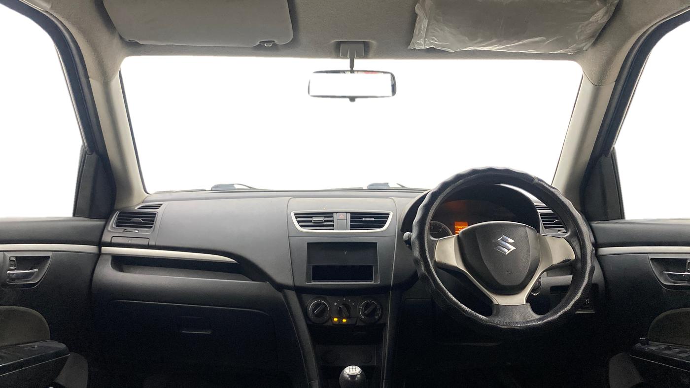 2013 Maruti Swift VDI, Diesel, Manual, 1,45,424 km, Dashboard