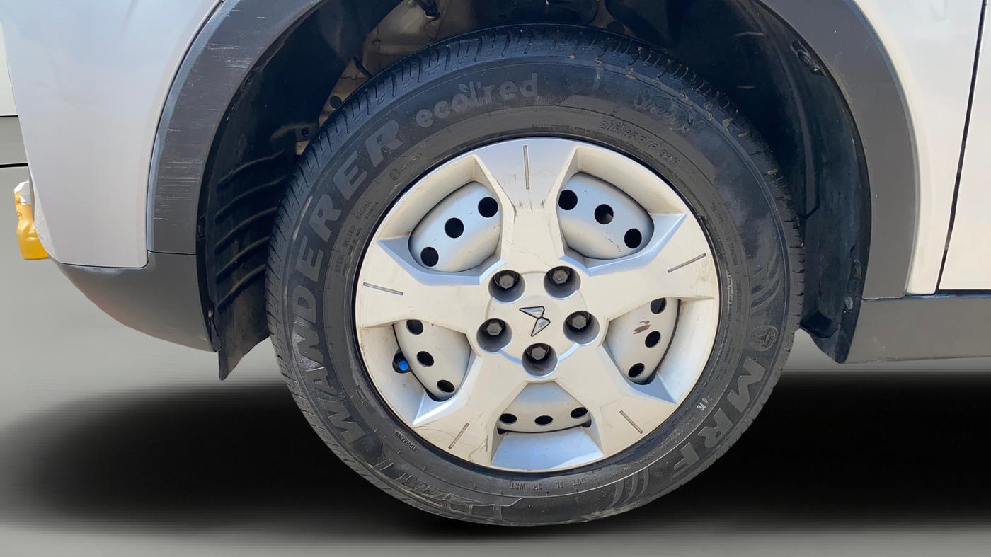 2019 Mahindra XUV300 W4 1.5 DIESEL, Diesel, Manual, 56,364 km, Left Front Wheel
