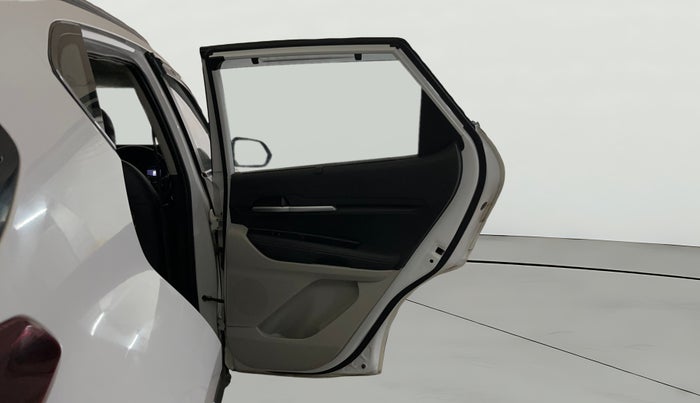 2021 KIA SONET HTX 1.0 IMT, Petrol, Manual, 76,396 km, RHS Rear Door