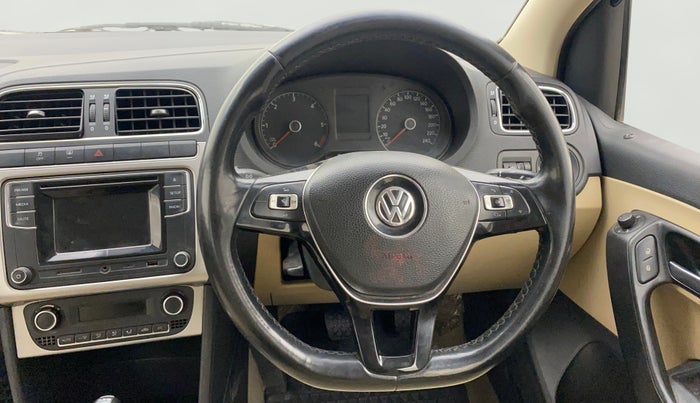 2016 Volkswagen Ameo HIGHLINE DSG 1.5 DIESEL , Diesel, Automatic, 1,01,403 km, Steering Wheel Close Up