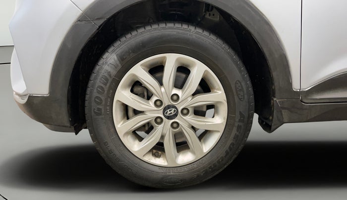 2019 Hyundai Creta SX 1.6 DIESEL, Diesel, Manual, 31,888 km, Left Front Wheel