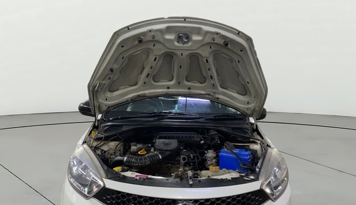 2019 Tata Tiago XM PETROL, CNG, Manual, 54,443 km, Open Bonet