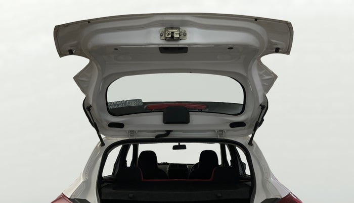 2020 Renault Kwid RXT 1.0 (O), Petrol, Manual, 27,763 km, Boot Door Open