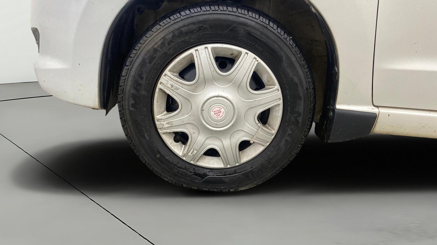 2013 Maruti A Star VXI (ABS) AT, Petrol, Automatic, 29,903 km, Left Front Wheel