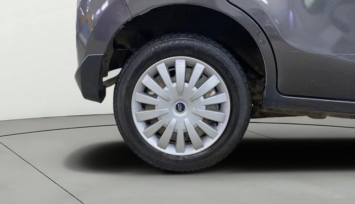 2016 Maruti Alto K10 VXI, Petrol, Manual, 79,054 km, Right Rear Wheel