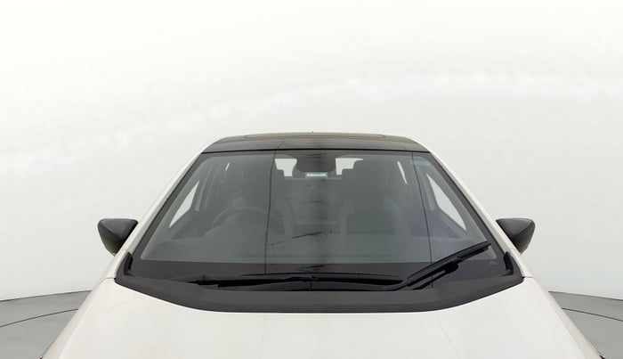 2024 Tata ALTROZ XZA + SUNROOF, Petrol, Automatic, 5,572 km, Front Windshield