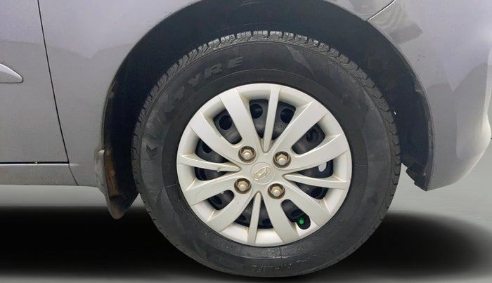 2013 Hyundai i10 SPORTZ 1.2, Petrol, Manual, 1,15,452 km, Right Front Wheel