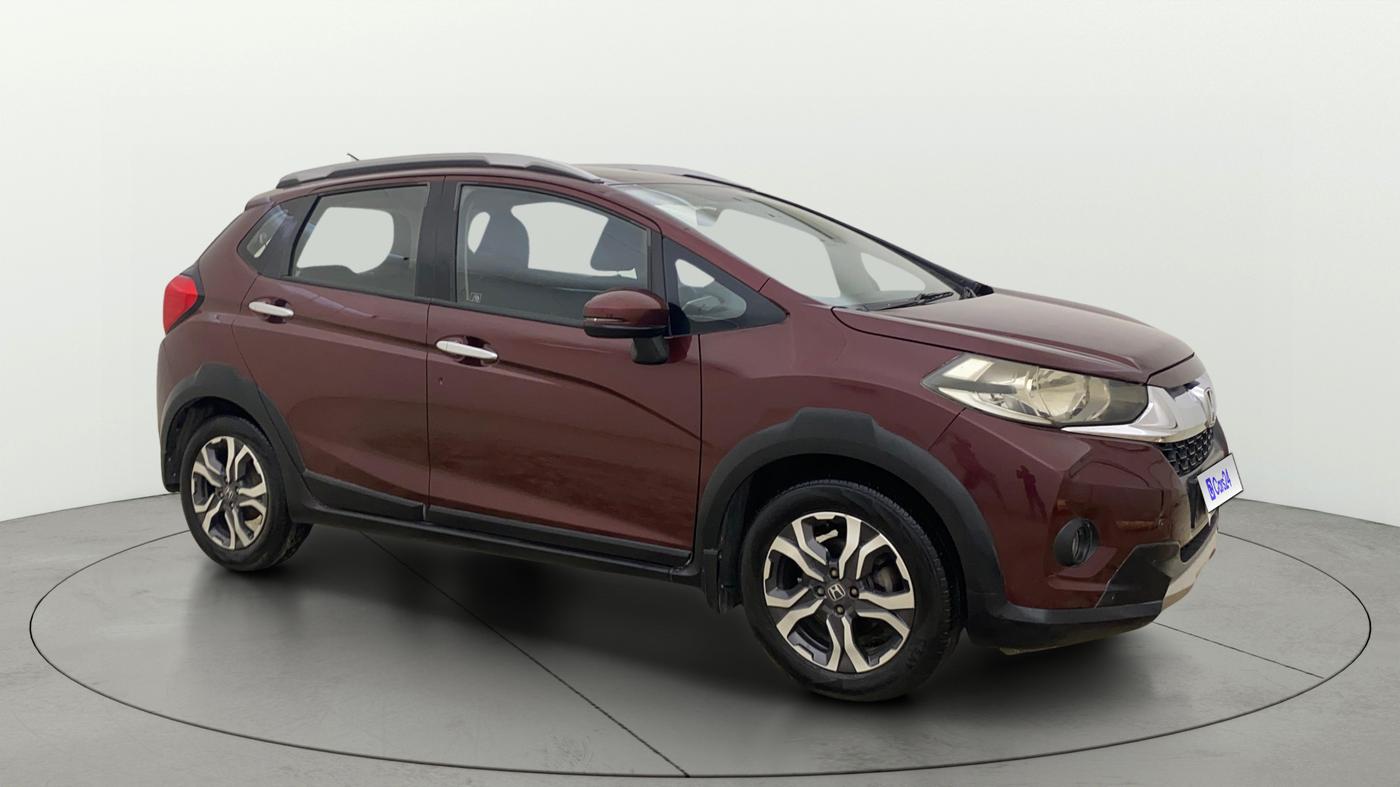 2017 Honda WR-V 1.2L I-VTEC VX MT, Petrol, Manual, 1,01,002 km, Right Front Diagonal
