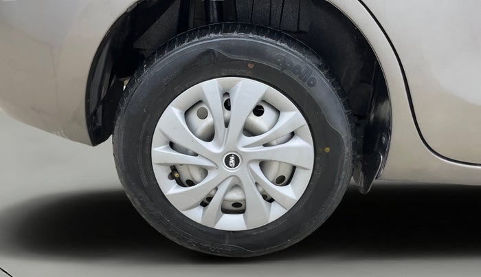 2019 Maruti Dzire LXI, Petrol, Manual, 57,465 km, Right Rear Wheel