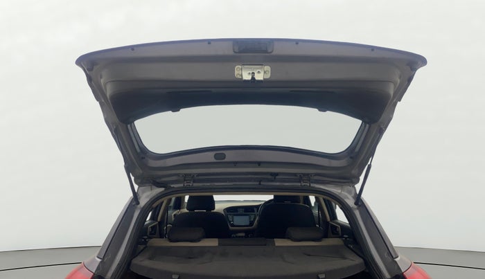 2017 Hyundai Elite i20 ASTA 1.2 (O), Petrol, Manual, 81,441 km, Boot Door Open