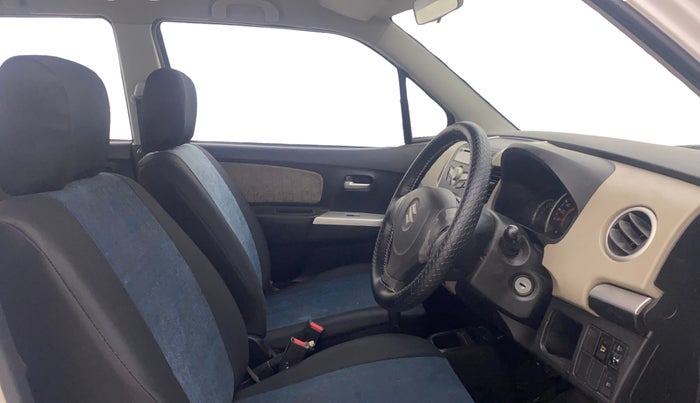 2016 Maruti Wagon R 1.0 VXI AMT, Petrol, Automatic, 1,09,211 km, Right Side Front Door Cabin