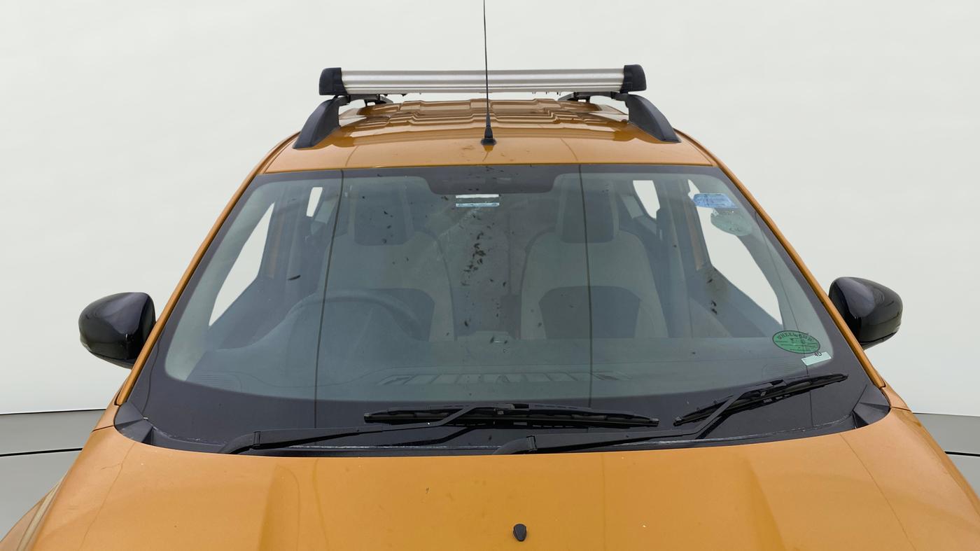 2022 Renault TRIBER RXT, Petrol, Manual, 1,02,055 km, Front Windshield