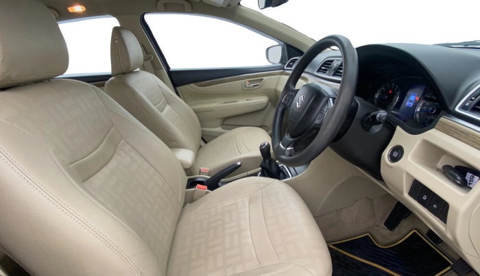2019 Maruti Ciaz ZETA 1.5 SHVS MT PETROL, Petrol, Manual, 47,063 km, Right Side Front Door Cabin